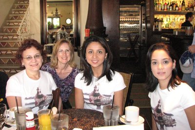 Noelia, Susan S, Gina & Mayumi