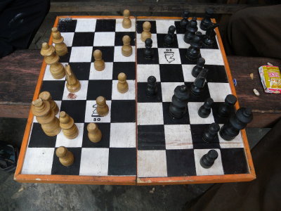 Suarabaya chess game
