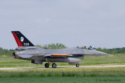 F-16A ADF MM7239 spcl marks