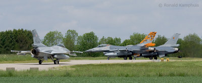  Line up  F16's 