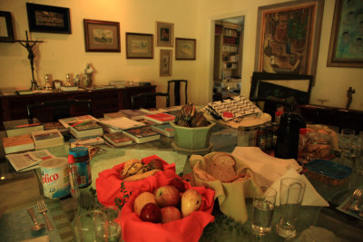 breakfast table
