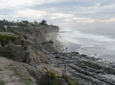 Shell Beach Vista with Wreck In the center of this image is a flatbed semi truck which went over the cliff .jpg