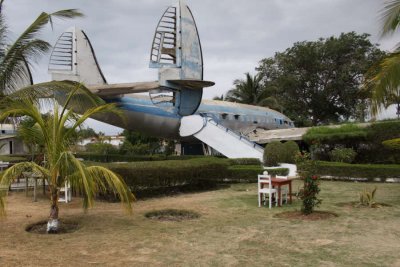 Unusual restaurant at São Tomé airport