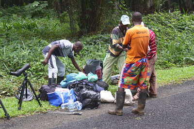 Sorting the camping loads,Cao Grande, São Tomé