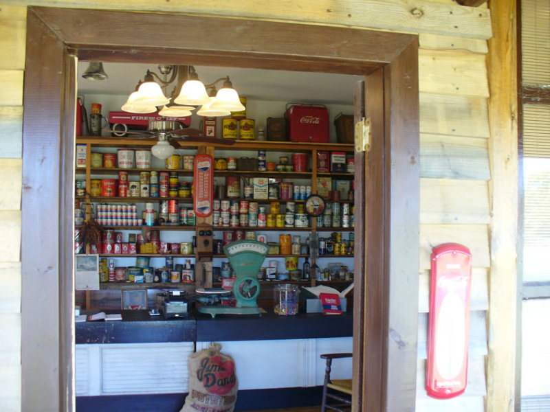 ol gas stationP1030159.jpg