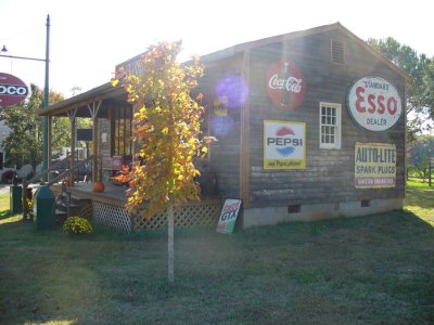 ol gas stationP1030165.jpg