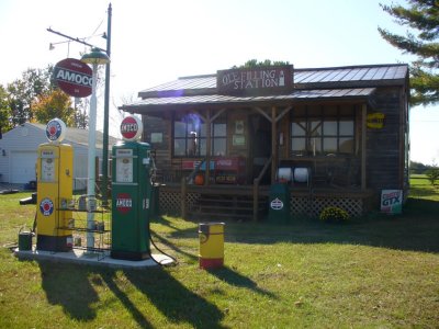 ol gas stationP1030167.jpg