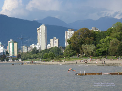 Diving at Kits Beach