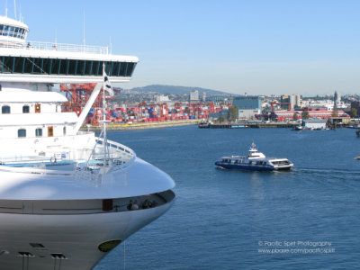 The Golden Princess in the Port of Vancouver