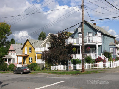 Guelph Street at East 6th Avenue, Mount Pleasant