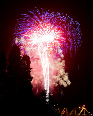 July 4 09 Portland Fireworks-102.jpg