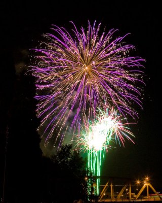 July 4 09 Portland Fireworks-71.jpg