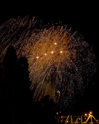 July 4 09 Portland Fireworks-10.jpg