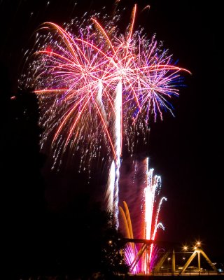 July 4 09 Portland Fireworks-51.jpg
