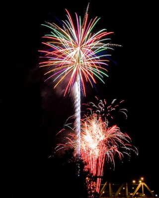July 4 09 Portland Fireworks-31.jpg