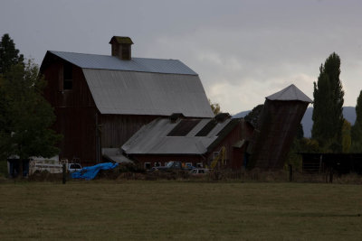 Oct 14 09 Barn and Building-003-2.jpg