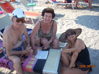 Luigi, Liliana e Cristina in spiaggia
