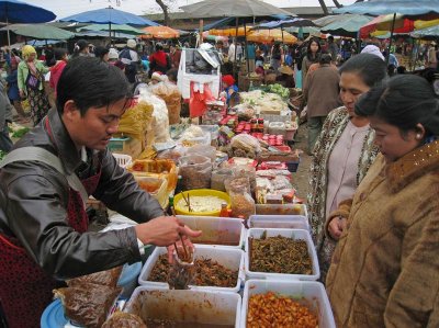 Kengtung market