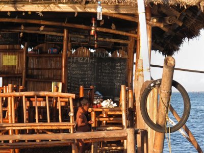 Floating Bar