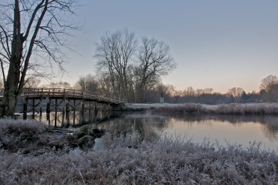 Frosty morning at the Old North bridge