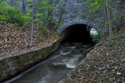 Small culvert near the lower falls