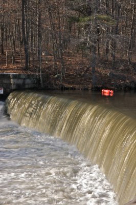 Falls at Rolling dam