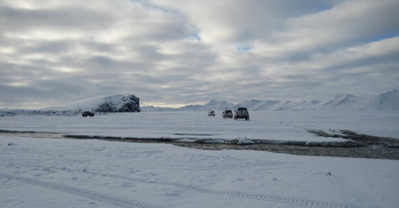  Skaftraurum.Trllhamar og Fgrufjll.Sveinstindur  fjarska.