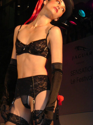 Mode Festival 2004-6.jpg