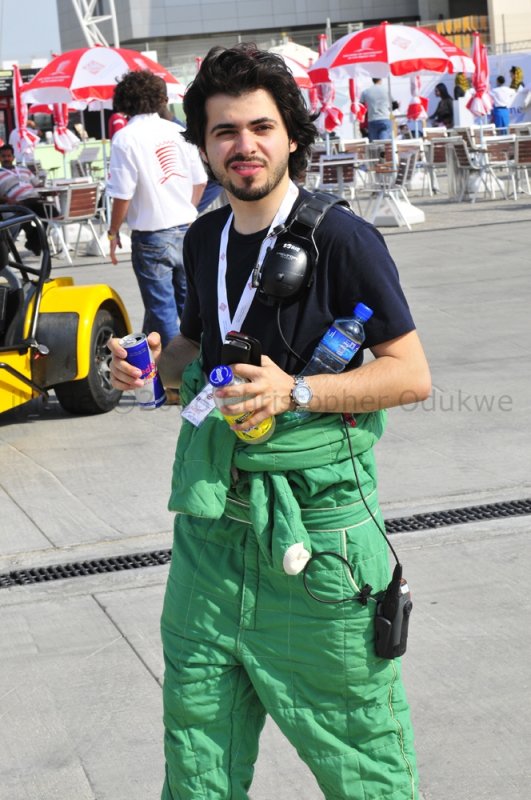 Bahrain_V8_2008_0819w.jpg