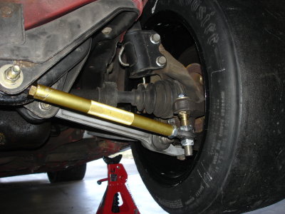 Clearance for wheel/strut