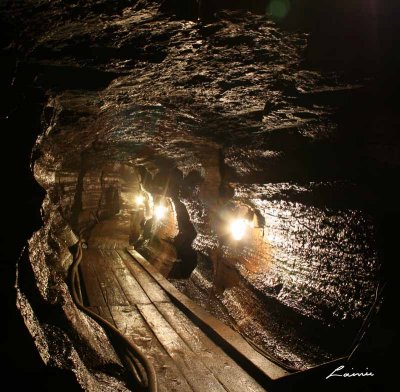 Bonnechere Caves 7361 light painting 