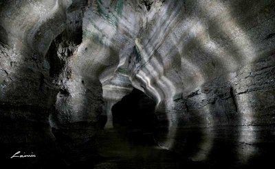 Bonnechere Caves 7465 light painting 