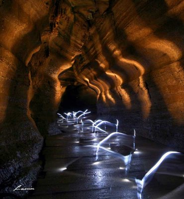 Bonnechere Caves 7476 light painting