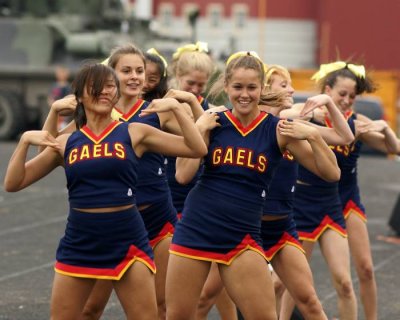 Queen's Cheerleading Team 09-13-08