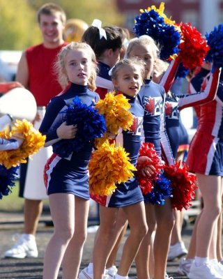 Queen's Cheerleaders 10-11-08