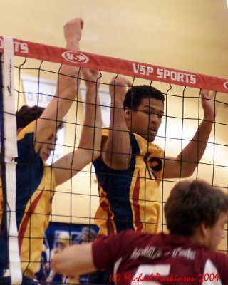 Queens Vs McMaster M-Volleyball 01850_filtered copy.jpg
