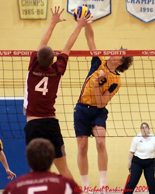 Queens Vs McMaster M-Volleyball 01883_filtered copy.jpg