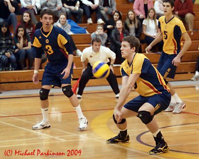 Queens Vs McMaster M-Volleyball 02055_filtered copy.jpg