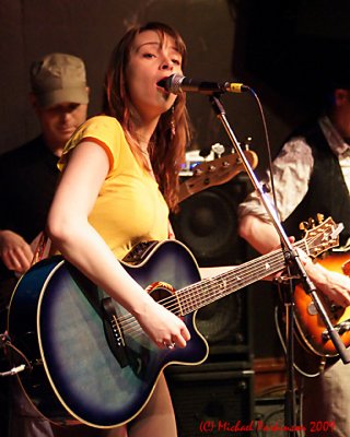 Emily Fennell Band 02839_filtered copy.jpg
