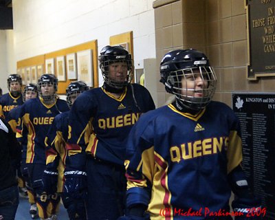 Queen's Vs Laurier W-Hockey 03-05-09