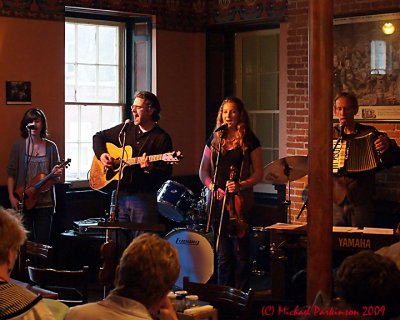 Brian Flynn & Friends 05901_filtered copy.jpg