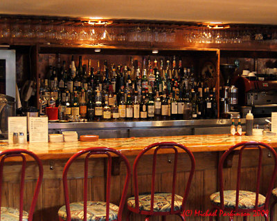 Chez Piggy 06511 copy.jpg