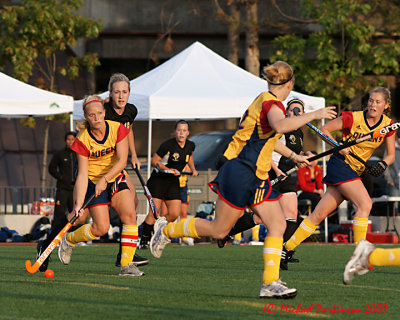 Queens Vs Waterloo 08207 copy.jpg