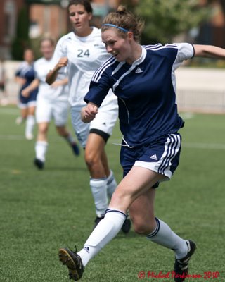 Queens vs UQAM 09177 copy.jpg