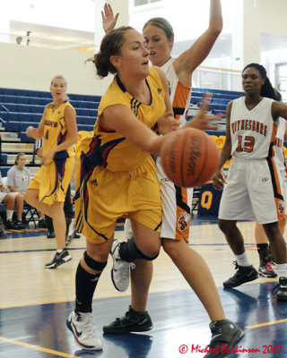 Queens vs Waynesburg 00651 copy.jpg