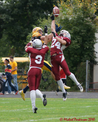Queens vs Ottawa 03197 copy.jpg