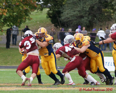 Queens vs Ottawa 03559 copy.jpg