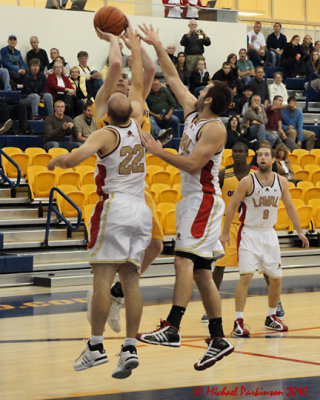 Queens vs Laval 04654 copy.jpg