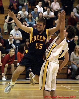 Queens Vs Laurentian 09660.JPG