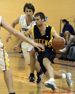 Queens Vs Laurentian 09761.JPG